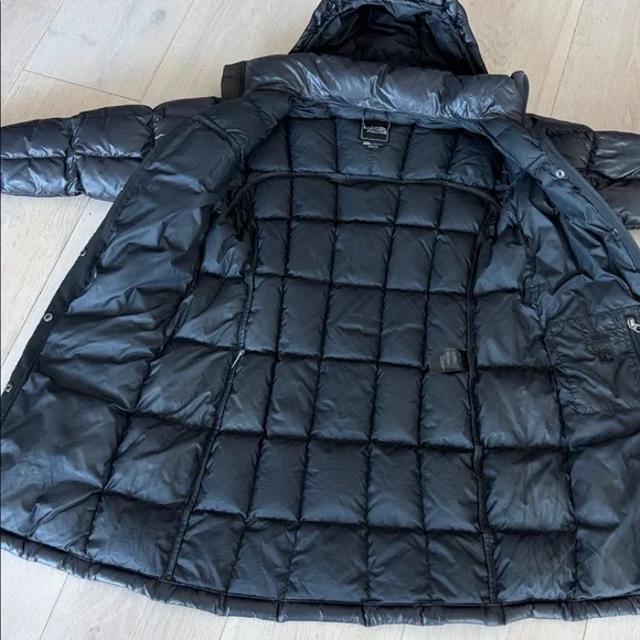 “ The North Face  “ Black Shiny  Down Jacket. - Picture 3 of 6